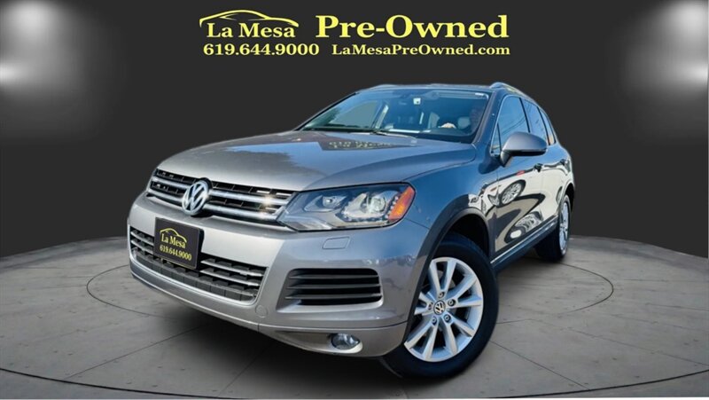 2014 Volkswagen Touareg V6 Sport  