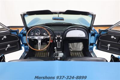 1965 Chevrolet Corvette   - Photo 2 - Springfield, OH 45503
