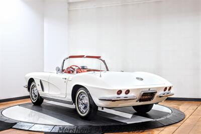 1962 Chevrolet Corvette   - Photo 11 - Springfield, OH 45503
