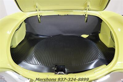 1960 Chevrolet Corvette   - Photo 22 - Springfield, OH 45503