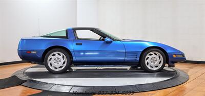 1992 Chevrolet Corvette   - Photo 7 - Springfield, OH 45503