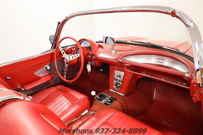 1960 Chevrolet Corvette   - Photo 12 - Springfield, OH 45503