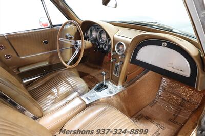 1963 Chevrolet Corvette   - Photo 12 - Springfield, OH 45503