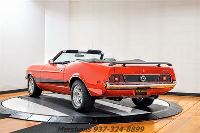 1973 Ford Mustang   - Photo 5 - Springfield, OH 45503