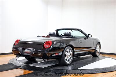 2004 Ford Thunderbird Deluxe   - Photo 7 - Springfield, OH 45503