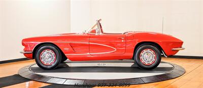 1961 Chevrolet Corvette   - Photo 7 - Springfield, OH 45503