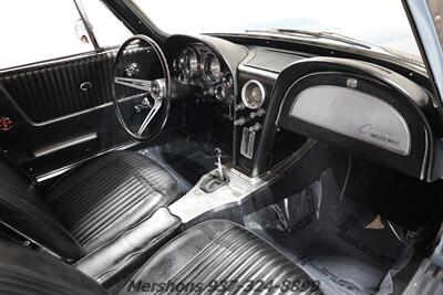 1963 Chevrolet Corvette   - Photo 11 - Springfield, OH 45503