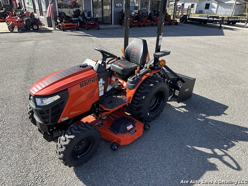 2024 BAD BOY BB1025HIM 1025 TRACTOR / MOWER   - Photo 1 - Salem, IL 62881