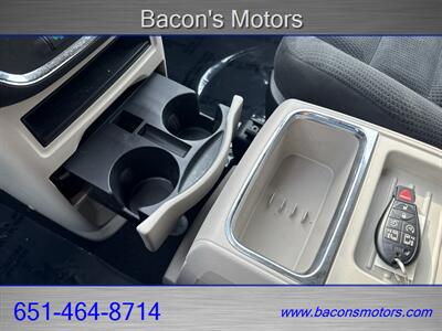 2016 Chrysler Town & Country Touring   - Photo 26 - Forest Lake, MN 55025