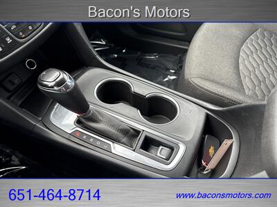 2018 Chevrolet Equinox LT   - Photo 24 - Forest Lake, MN 55025