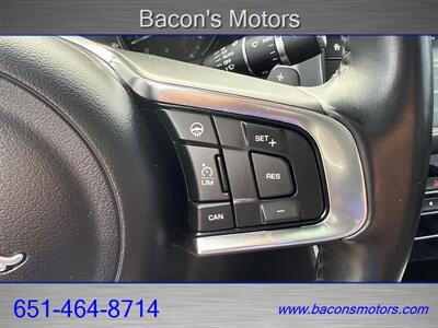 2017 Jaguar XF 35t R-Sport   - Photo 23 - Forest Lake, MN 55025