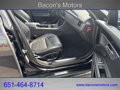 2017 Jaguar XF 35t R-Sport   - Photo 16 - Forest Lake, MN 55025