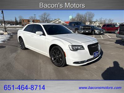2020 Chrysler 300 Series S   - Photo 3 - Forest Lake, MN 55025