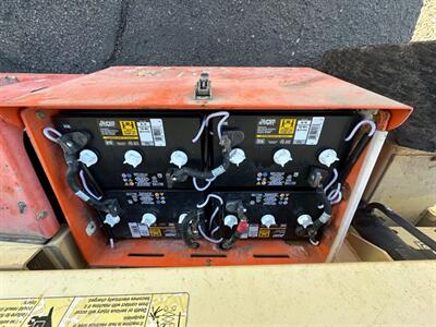 2006 JLG Industries 4069 LE Scissor Lift - Photo 8 - Mesa, AZ 85201