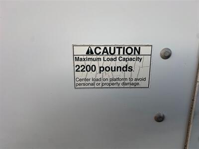 2009 Isuzu NPR   - Photo 12 - Mesa, AZ 85201