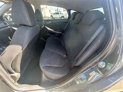 2013 Hyundai ACCENT SE  Hatch Back - Photo 14 - Mesa, AZ 85201