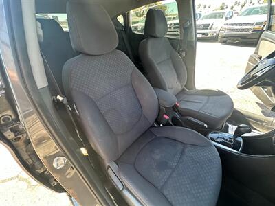 2013 Hyundai ACCENT SE  Hatch Back - Photo 16 - Mesa, AZ 85201