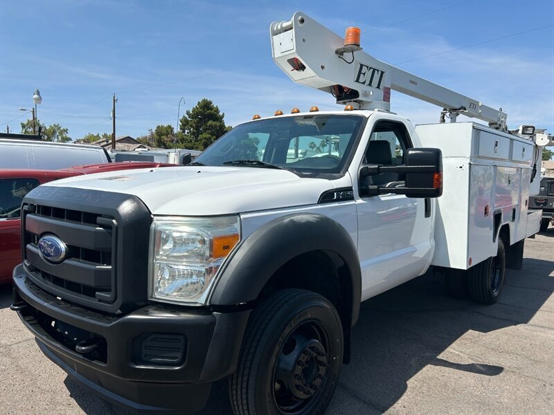 2012 Ford F-450 Super Duty Chassis Cab XL