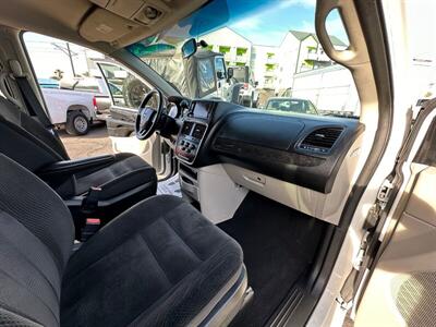 2017 Dodge Grand Caravan SE   - Photo 9 - Mesa, AZ 85201