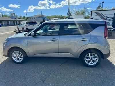 2022 Kia Soul LX   - Photo 8 - Prescott, AZ 86301