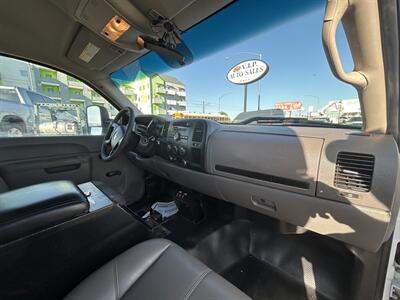 2014 Chevrolet Silverado 3500 Work Truck   - Photo 24 - Mesa, AZ 85201