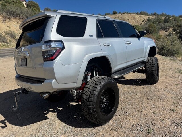 2015 Toyota 4Runner SR5 Premium  monster lift 37 inch tires