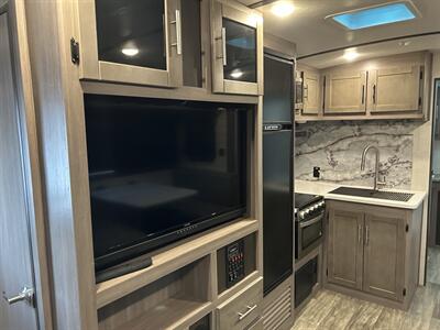 2022 Keystone Sunset Trail SUNSET SUPERLITE   - Photo 51 - Mesa, AZ 85201