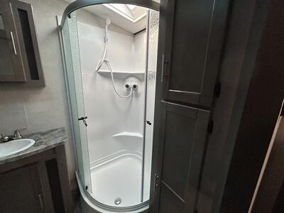 2022 Keystone Sunset Trail SUNSET SUPERLITE   - Photo 13 - Mesa, AZ 85201