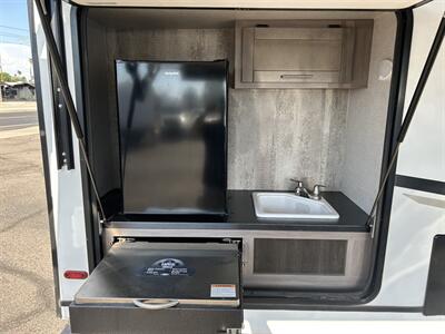 2022 Keystone Sunset Trail SUNSET SUPERLITE   - Photo 36 - Mesa, AZ 85201