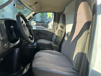 2016 Chevrolet Express 3500  16' Box Van - Photo 12 - Mesa, AZ 85201