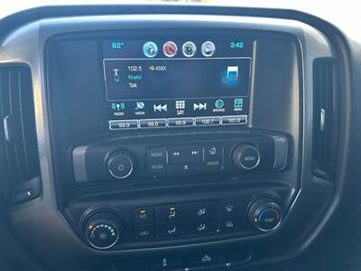 2019 Chevrolet Silverado 1500 LD LT  Double Cab 4x4 - Photo 8 - Mesa, AZ 85201