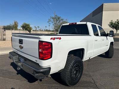 2019 Chevrolet Silverado 1500 LD LT  Double Cab 4x4 - Photo 6 - Mesa, AZ 85201