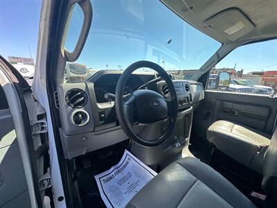 2015 Ford E-350 SD  17' Box - Photo 9 - Mesa, AZ 85201