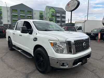 2017 Nissan Titan SV  Crew Cab - Photo 3 - Mesa, AZ 85201