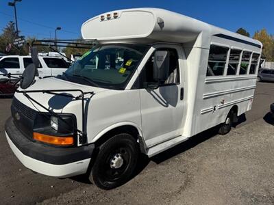 2004 Chevrolet Express Cutaway 3500 PASSENGER BUS - LOW MILES - Photo 28 - Prescott, AZ 86301