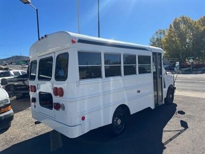 2004 Chevrolet Express Cutaway 3500 PASSENGER BUS - LOW MILES - Photo 6 - Prescott, AZ 86301