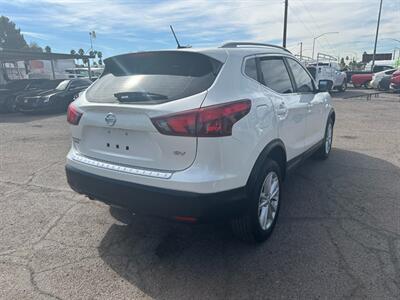 2017 Nissan Rogue Sport SV   - Photo 5 - Mesa, AZ 85201