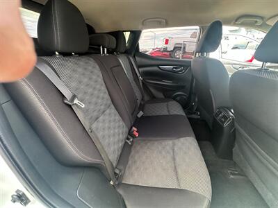 2017 Nissan Rogue Sport SV   - Photo 15 - Mesa, AZ 85201