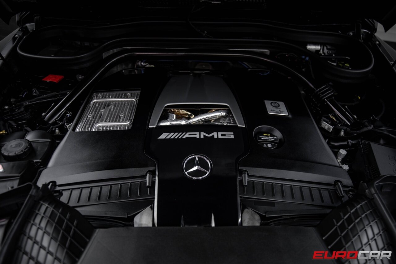 2024 Mercedes-Benz AMG G 63  *EXCLUSIVE INTERIOR PACKAGE PLUS * AMG CARBON FIBER* - Photo 40 - Costa Mesa, CA 92626