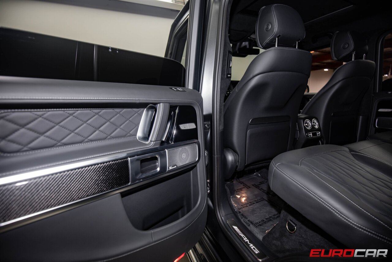 2024 Mercedes-Benz AMG G 63  *EXCLUSIVE INTERIOR PACKAGE PLUS * AMG CARBON FIBER* - Photo 15 - Costa Mesa, CA 92626