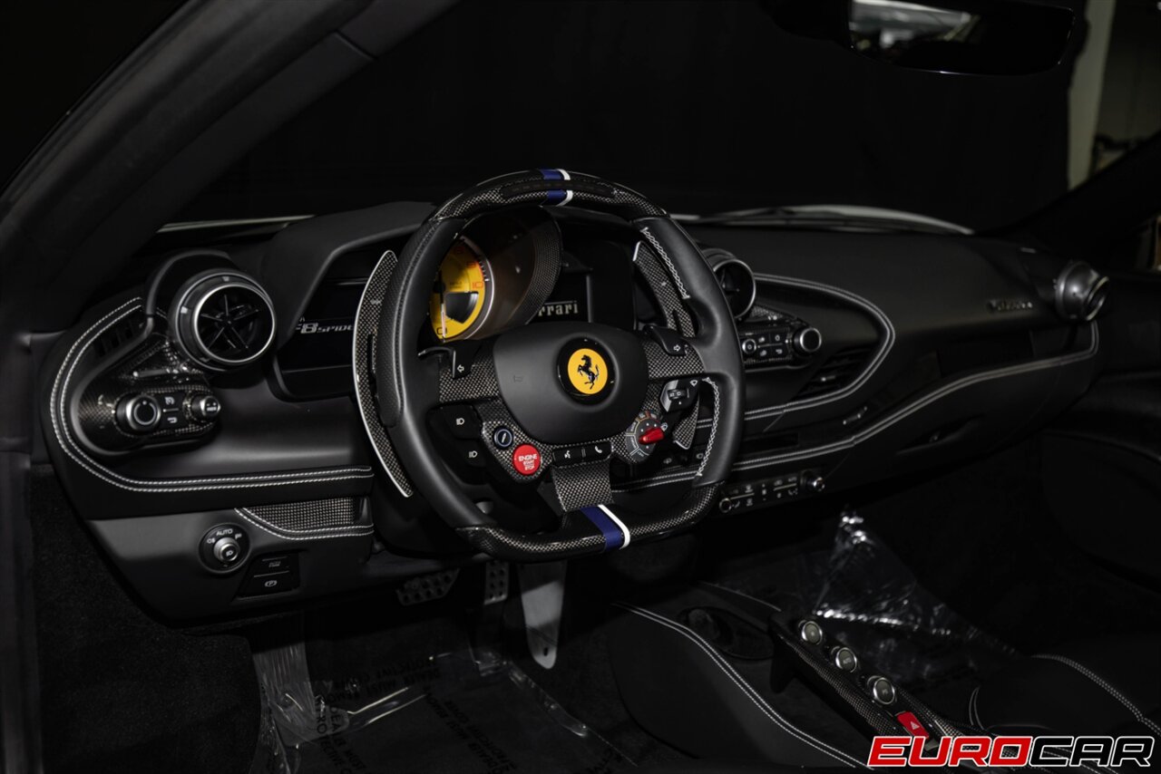 2022 Ferrari F8  *HUGE CARBON FIBER OPTIONS * PISTA WHEELS * 448,542 MSRP* - Photo 19 - Costa Mesa, CA 92626
