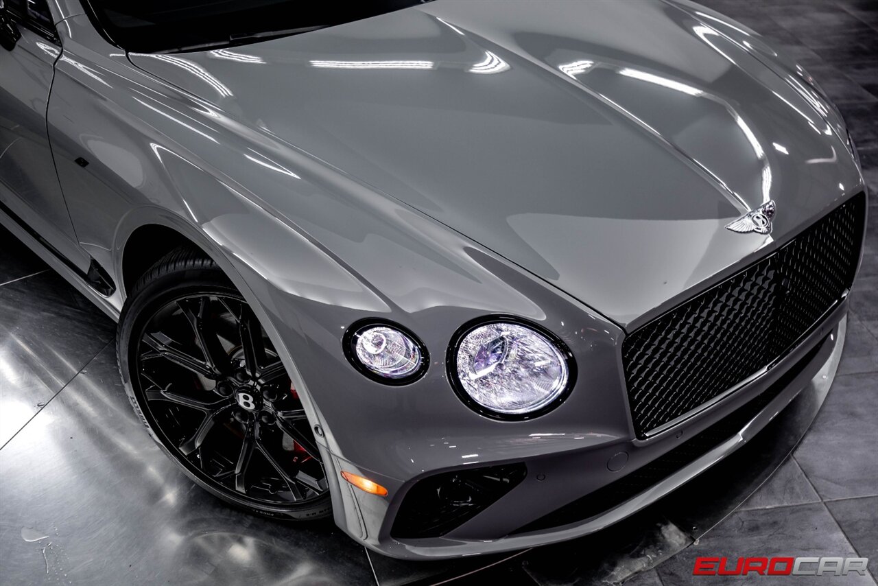 2023 Bentley Continental GT GTC S V8  *TOURING SPEC * ROTATING DISPLAY * FRONT SEAT COMFORT SPEC* - Photo 32 - Costa Mesa, CA 92626