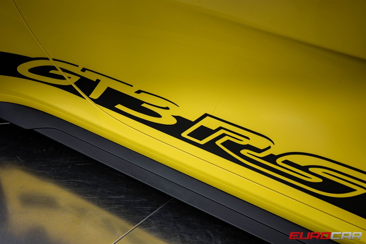 2024 Porsche 911 GT3 RS  *WEISSACH PACKAGE * CERAMIC BRAKES* SUSPENSION LIFT* - Photo 25 - Costa Mesa, CA 92626