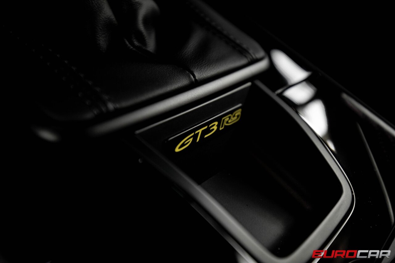 2024 Porsche 911 GT3 RS  *WEISSACH PACKAGE * CERAMIC BRAKES* SUSPENSION LIFT* - Photo 15 - Costa Mesa, CA 92626