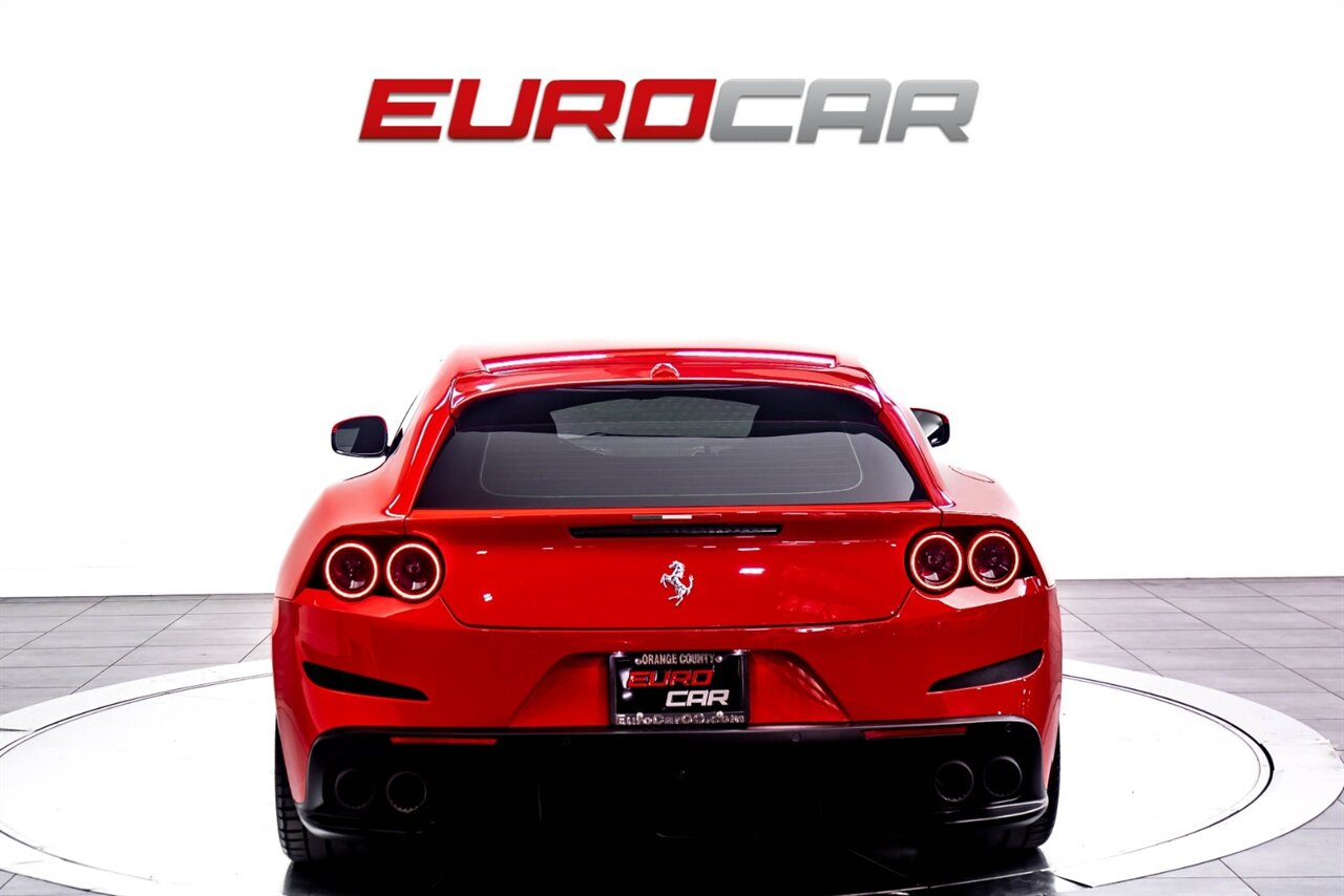 2019 Ferrari GTC4Lusso  *CARBON FIBER STEERING WHEEL * IMMACULATE CONDITION* - Photo 4 - Costa Mesa, CA 92626