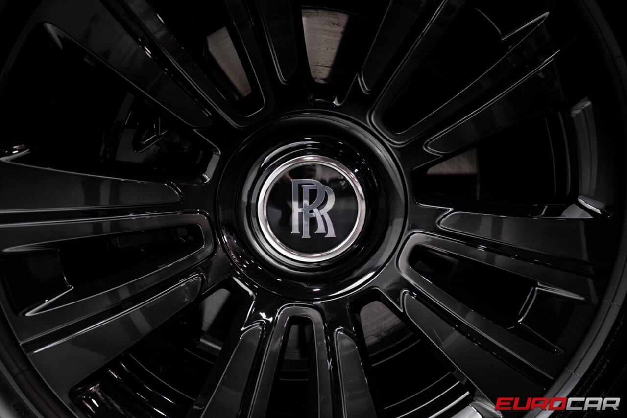 2024 Rolls-Royce Ghost  *STARLIGHT HEADLINER * 24 " CUSTOM WHEELS * BLACKWOOD VENEER* - Photo 31 - Costa Mesa, CA 92626