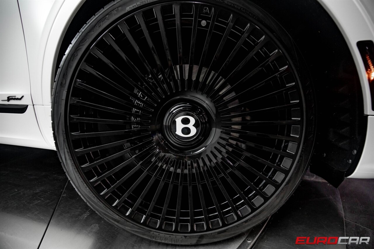 2023 Bentley Bentayga Azure V8  *FORGIATO WHEELS * CARBON FIBER INTERIOR* - Photo 38 - Costa Mesa, CA 92626