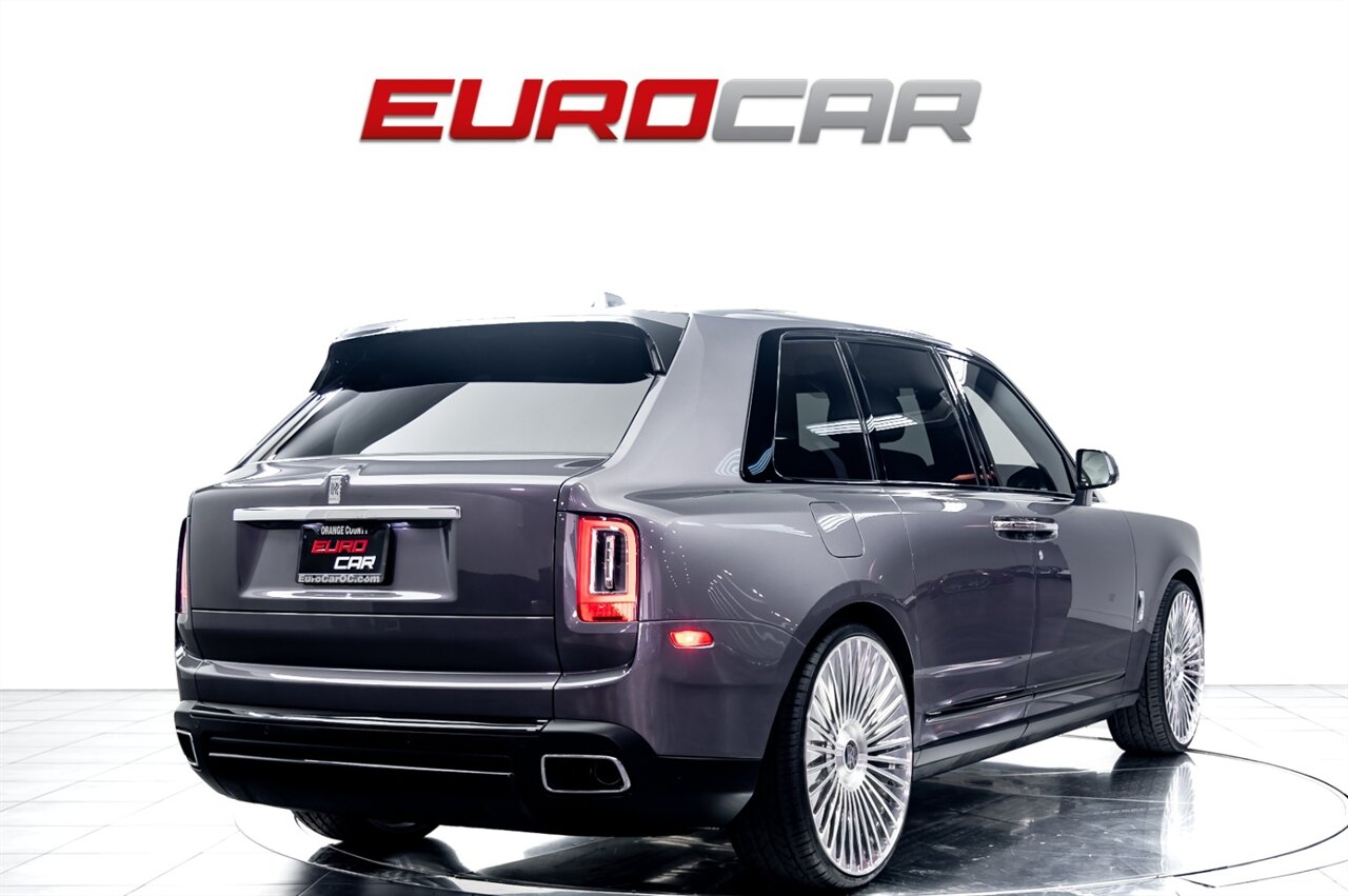 2023 Rolls-Royce Cullinan  *STARLIGHT HEADLINER *26 " WHEELS* - Photo 4 - Costa Mesa, CA 92626