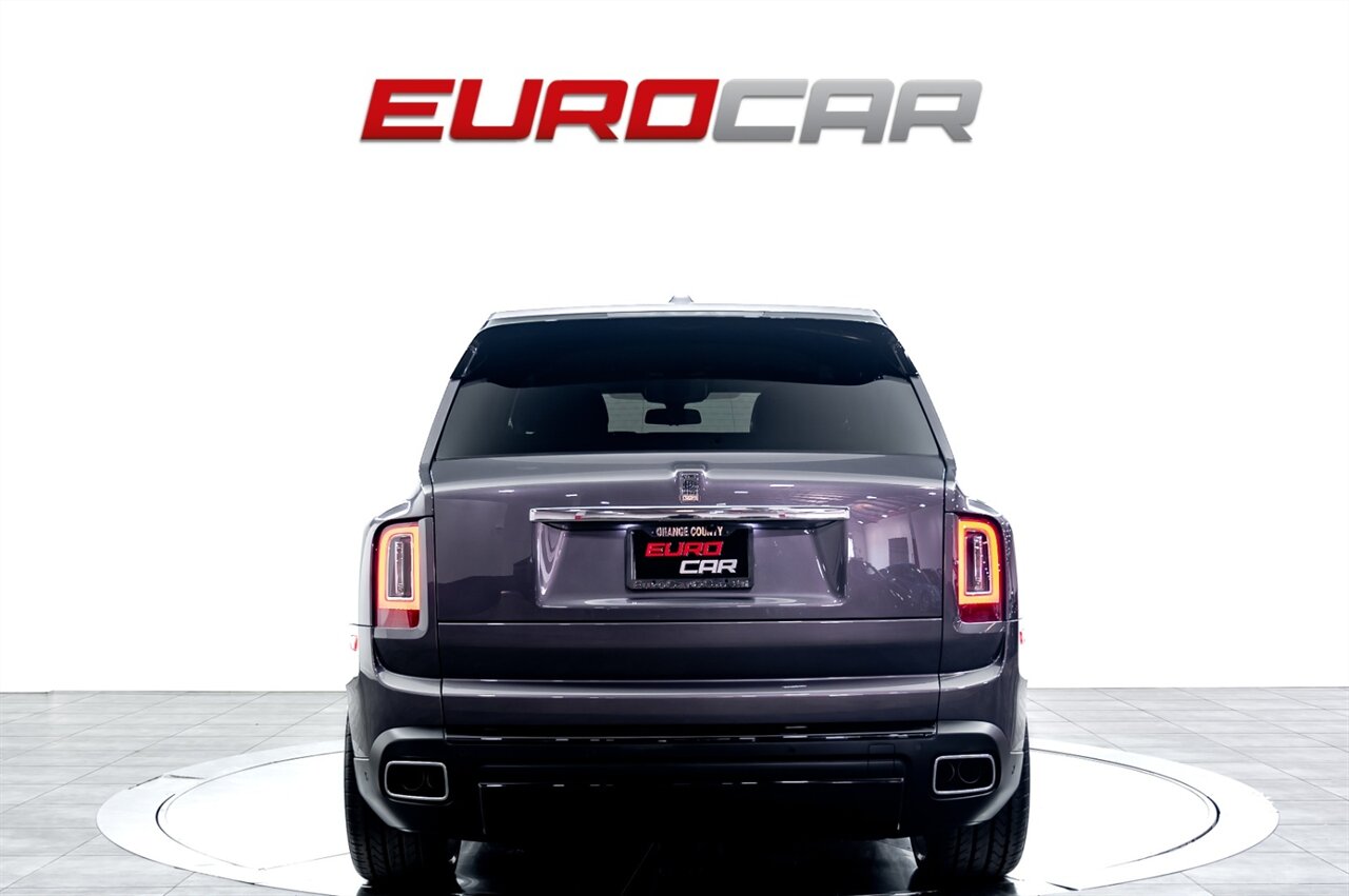 2023 Rolls-Royce Cullinan  *STARLIGHT HEADLINER *26 " WHEELS* - Photo 3 - Costa Mesa, CA 92626