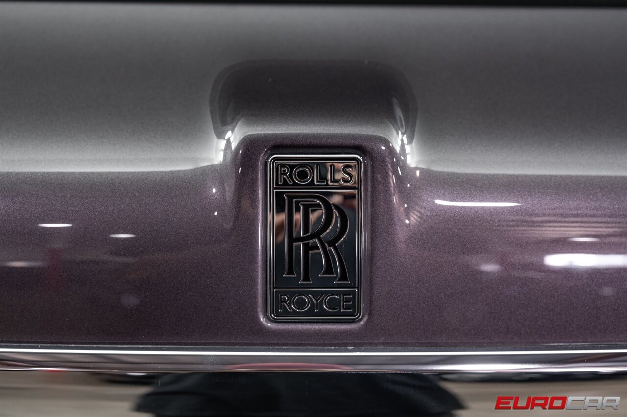 2023 Rolls-Royce Cullinan  *STARLIGHT HEADLINER *26 " WHEELS* - Photo 20 - Costa Mesa, CA 92626